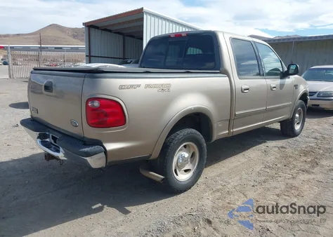 2001 Ford F-150 King Ranch Edition/Lariat/Xlt from USA, damaged, VIN 1FTRW08LX1KF96972